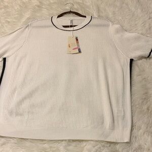 Chic White Knit Blouse with Black Trim